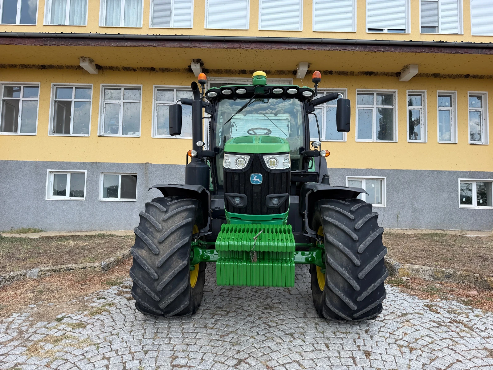 Трактор John Deere, снимка 2 - Селскостопанска техника - 55833579