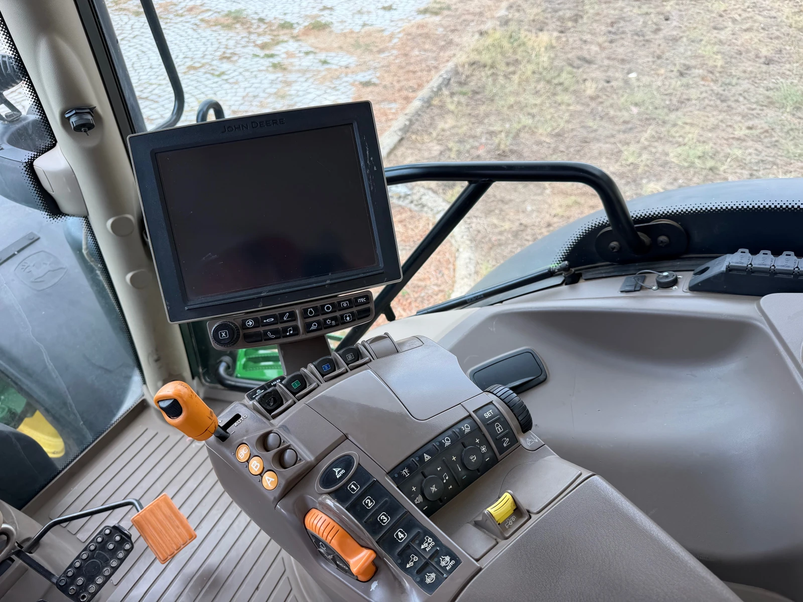 Трактор John Deere, снимка 14 - Селскостопанска техника - 55833579