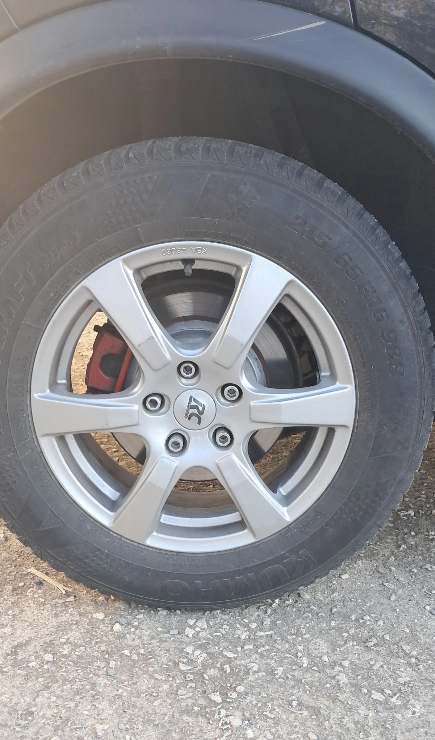    215/65R16  Nissan | Mobile.bg   4