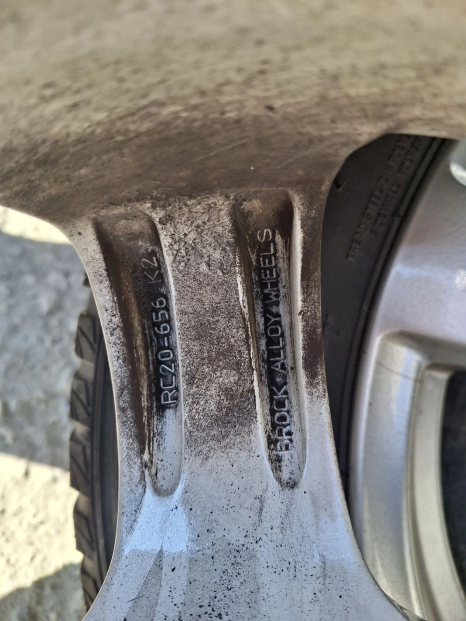 ���� � ������ 215/65R16 �� Nissan | Mobile.bg � ����������� 9