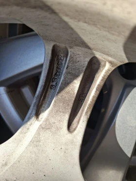 ���� � ������ 215/65R16 �� Nissan | Mobile.bg � ����� ������ 8