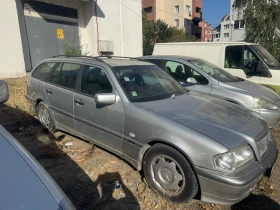 Mercedes-Benz 180, снимка 2