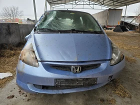 Honda Jazz Ударена, снимка 2