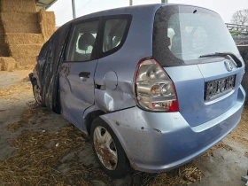 Honda Jazz Ударена, снимка 4