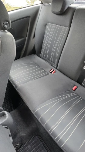 Opel Corsa - 2550 € / 4987.37 лв. - 12010176 13
