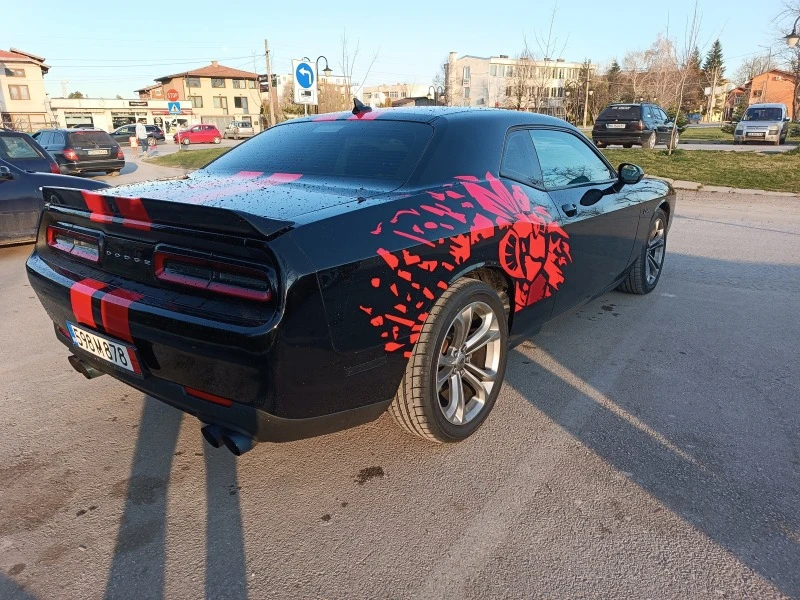 Dodge Challenger 5.7HEMI RT, снимка 5 - Автомобили и джипове - 47382260