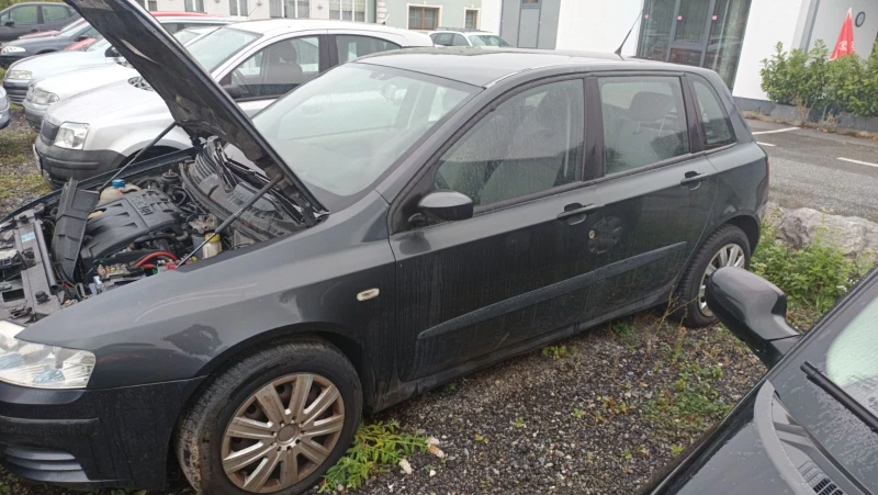 Fiat Stilo 1, 9 JTD, снимка 2 - Автомобили и джипове - 47330712