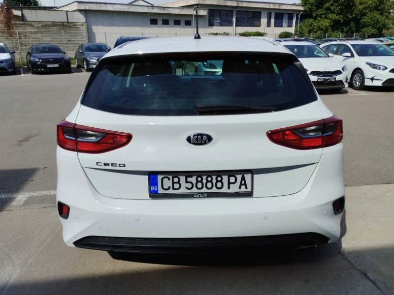 Kia Ceed 1.4 cvvt  Гаранция, снимка 5 - Автомобили и джипове - 47366769