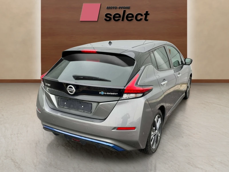 Nissan Leaf  40 kwh, снимка 12 - Автомобили и джипове - 48093422