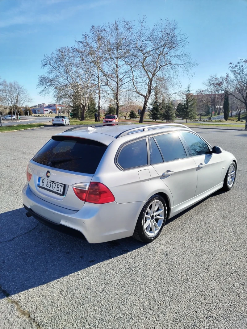 BMW 320 Комби, снимка 6 - Автомобили и джипове - 48367550