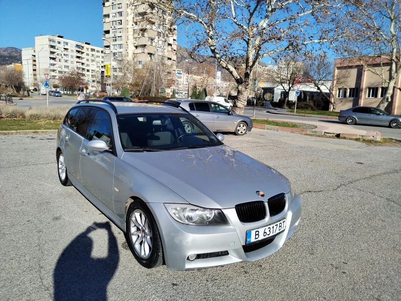 BMW 320 Комби, снимка 2 - Автомобили и джипове - 48367550