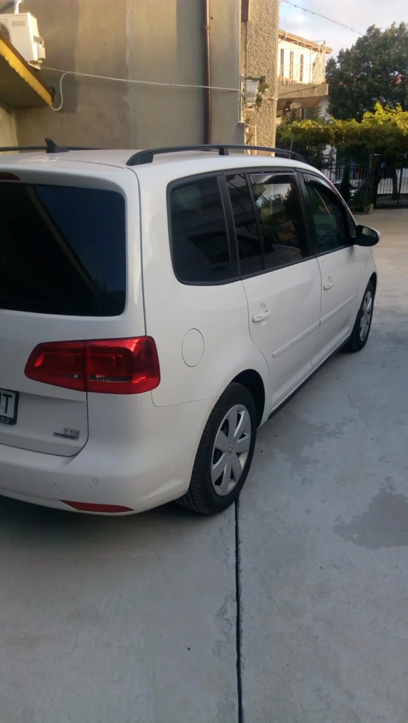 VW Touran, снимка 3 - Автомобили и джипове - 48774650