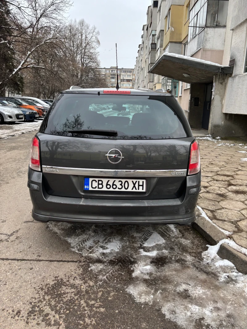 Opel Astra, снимка 6 - Автомобили и джипове - 48880932