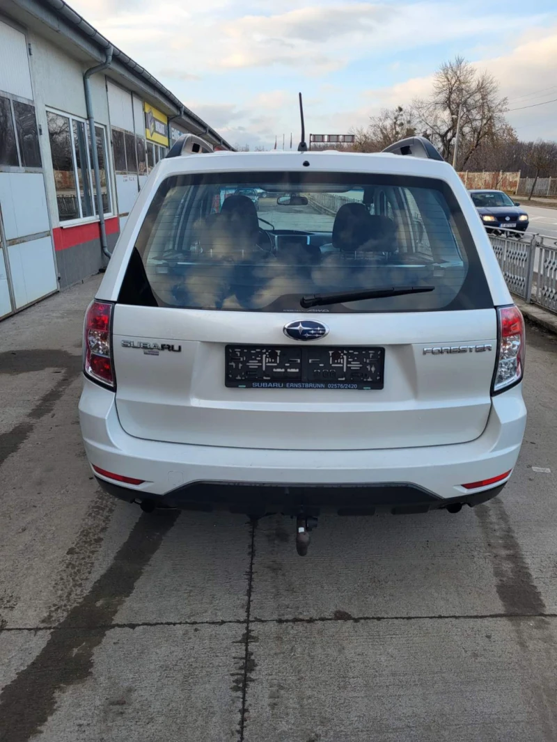 Subaru Forester, снимка 5 - Автомобили и джипове - 48967981