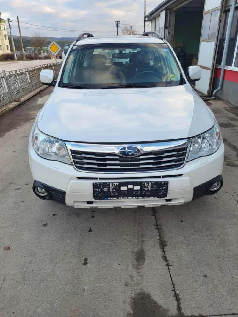 Subaru Forester, снимка 1 - Автомобили и джипове - 48967981