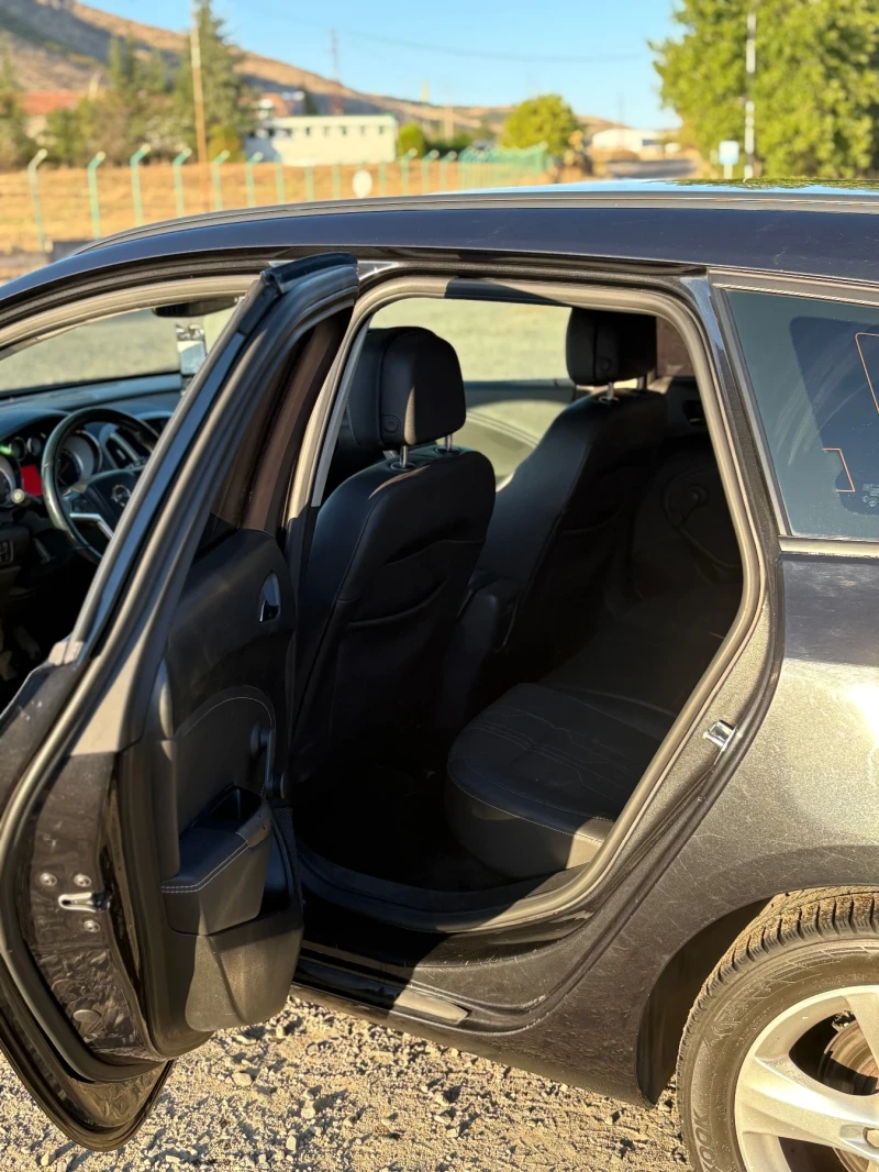 Opel Astra, снимка 6 - Автомобили и джипове - 52284853