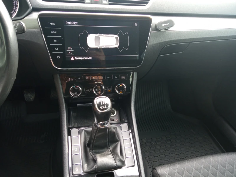 Skoda Superb, снимка 4 - Автомобили и джипове - 52450059