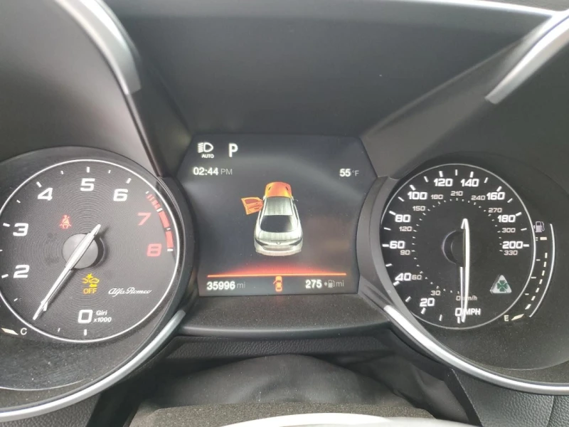 Alfa Romeo Giulia, снимка 9 - Автомобили и джипове - 52322746