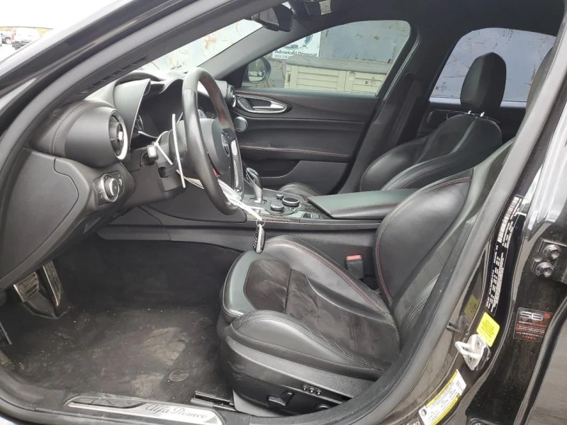 Alfa Romeo Giulia, снимка 7 - Автомобили и джипове - 52322746