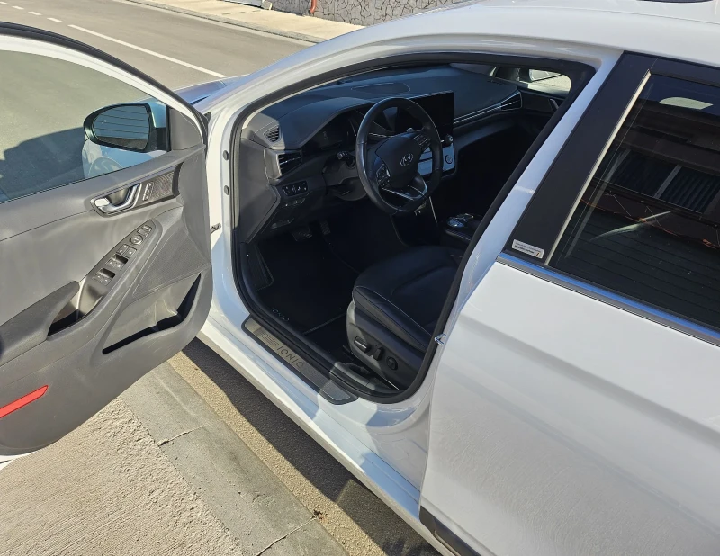 Hyundai Ioniq Hyundai Ioniq Facelift 38 kWh / В ГАРАНЦИЯ, снимка 8 - Автомобили и джипове - 52371631