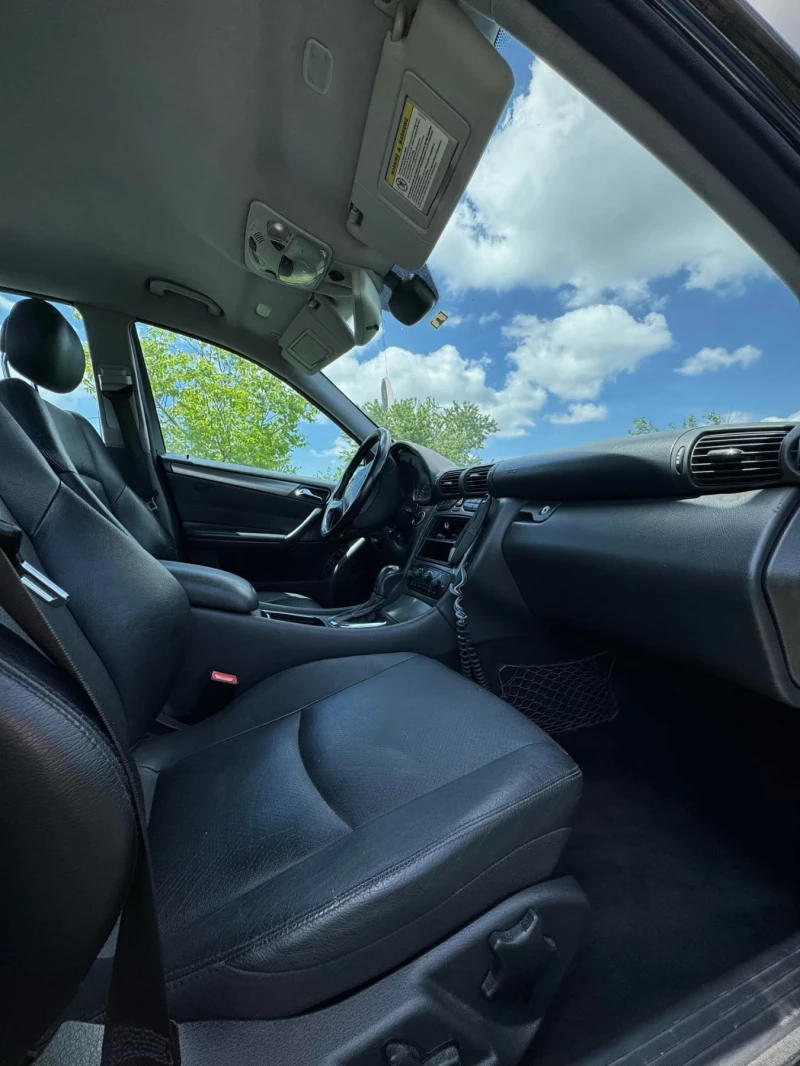 Mercedes-Benz C 200 Kompressor, снимка 10 - Автомобили и джипове - 52962167