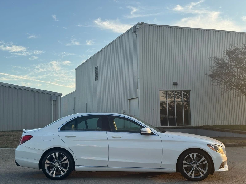 Mercedes-Benz C 300, снимка 4 - Автомобили и джипове - 53442200