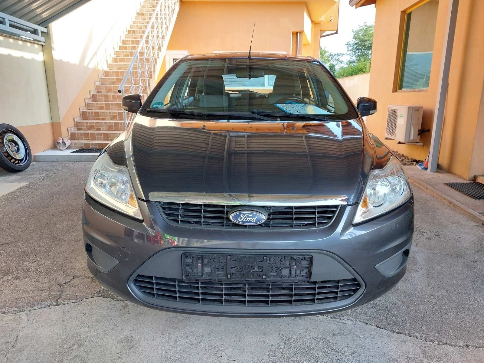 Ford Focus 1.6i - [1] 