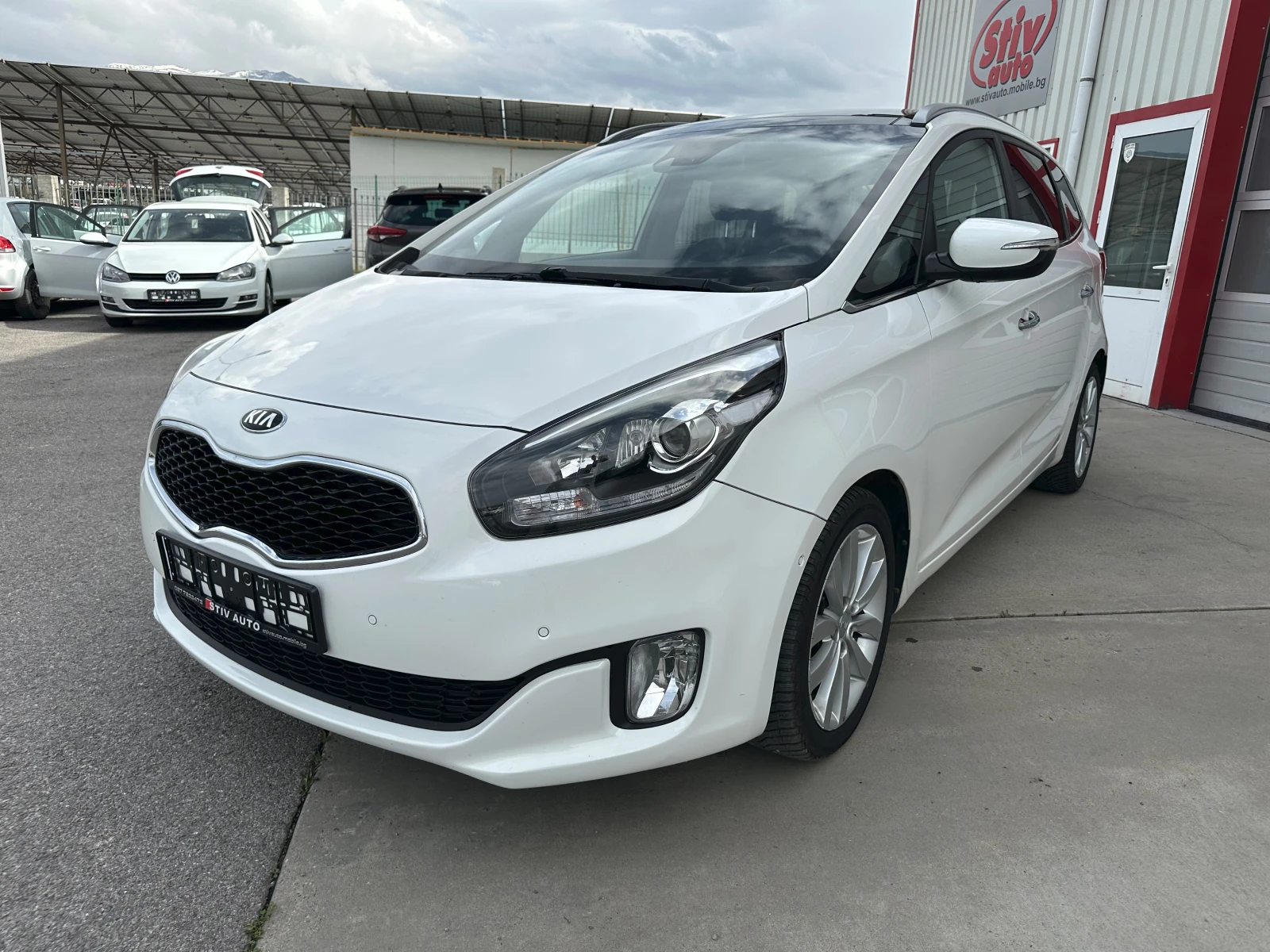 Kia Carens 1.7CRDi Premium | Mobile.bg — изображение 1