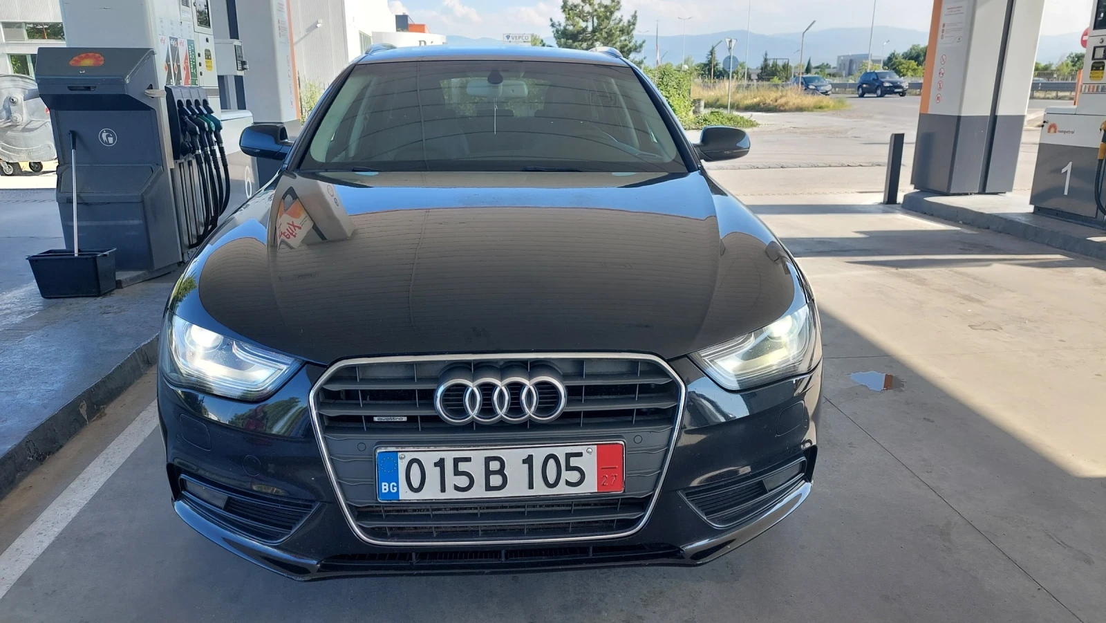 Audi A4 3.0 FULL ЕКСТРИ - изображение 7