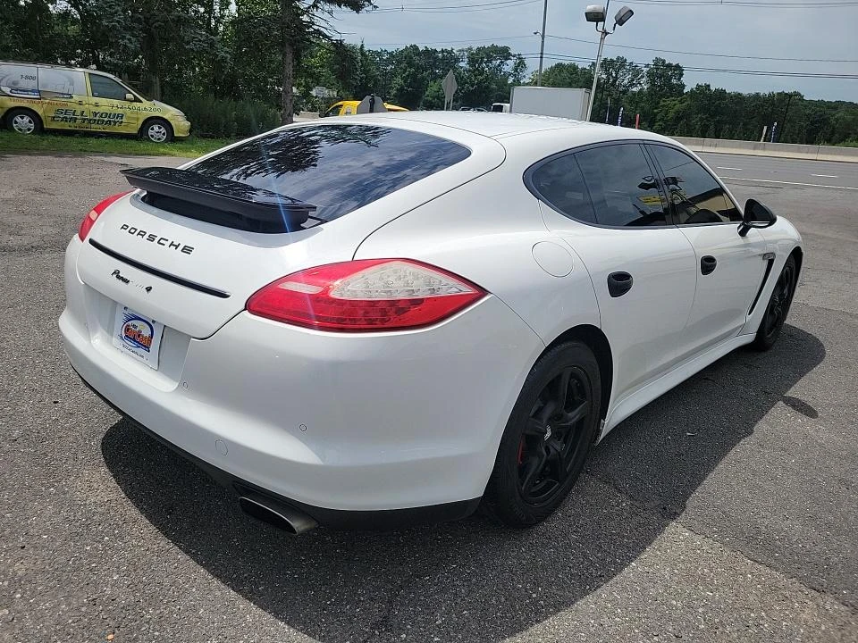 Porsche Panamera  - изображение 6