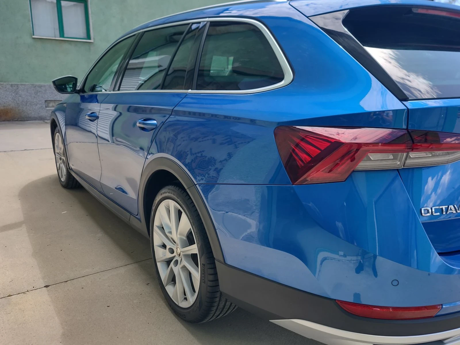 Skoda Octavia Scout | Mobile.bg   17