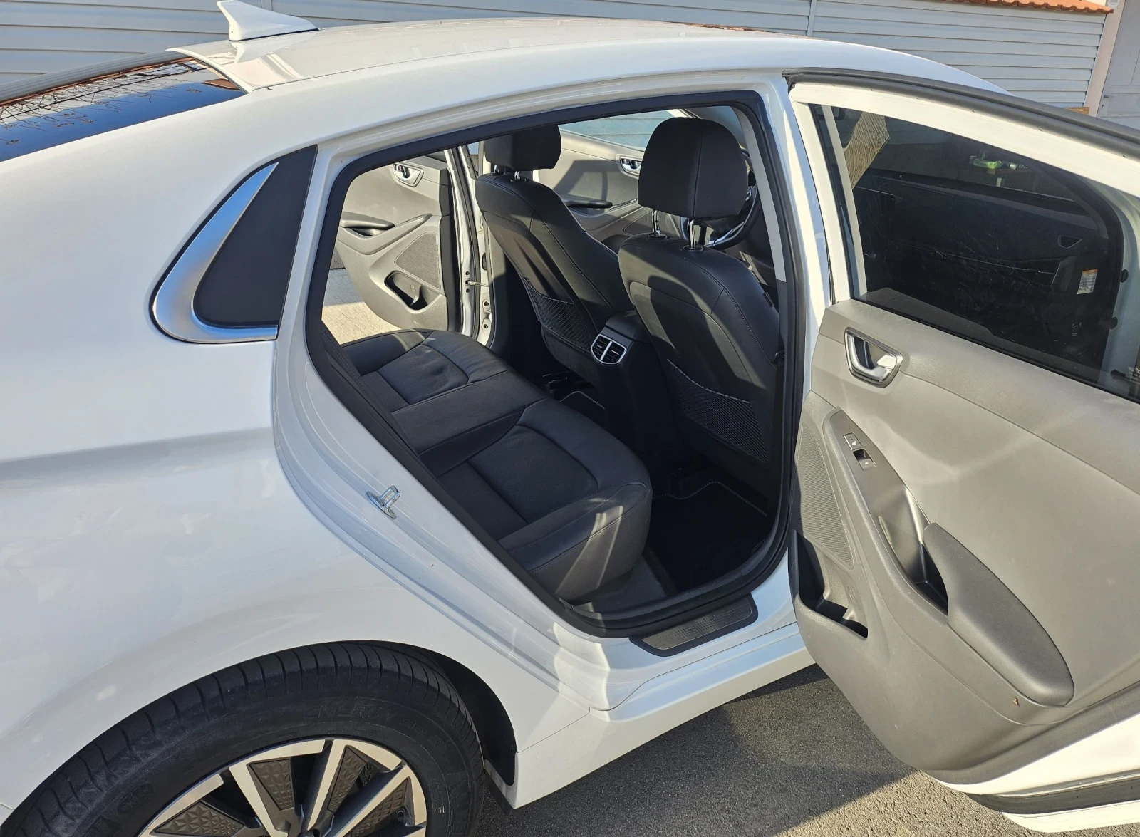 Hyundai Ioniq Hyundai Ioniq Facelift 38 kWh / � �������� | Mobile.bg � ����������� 13