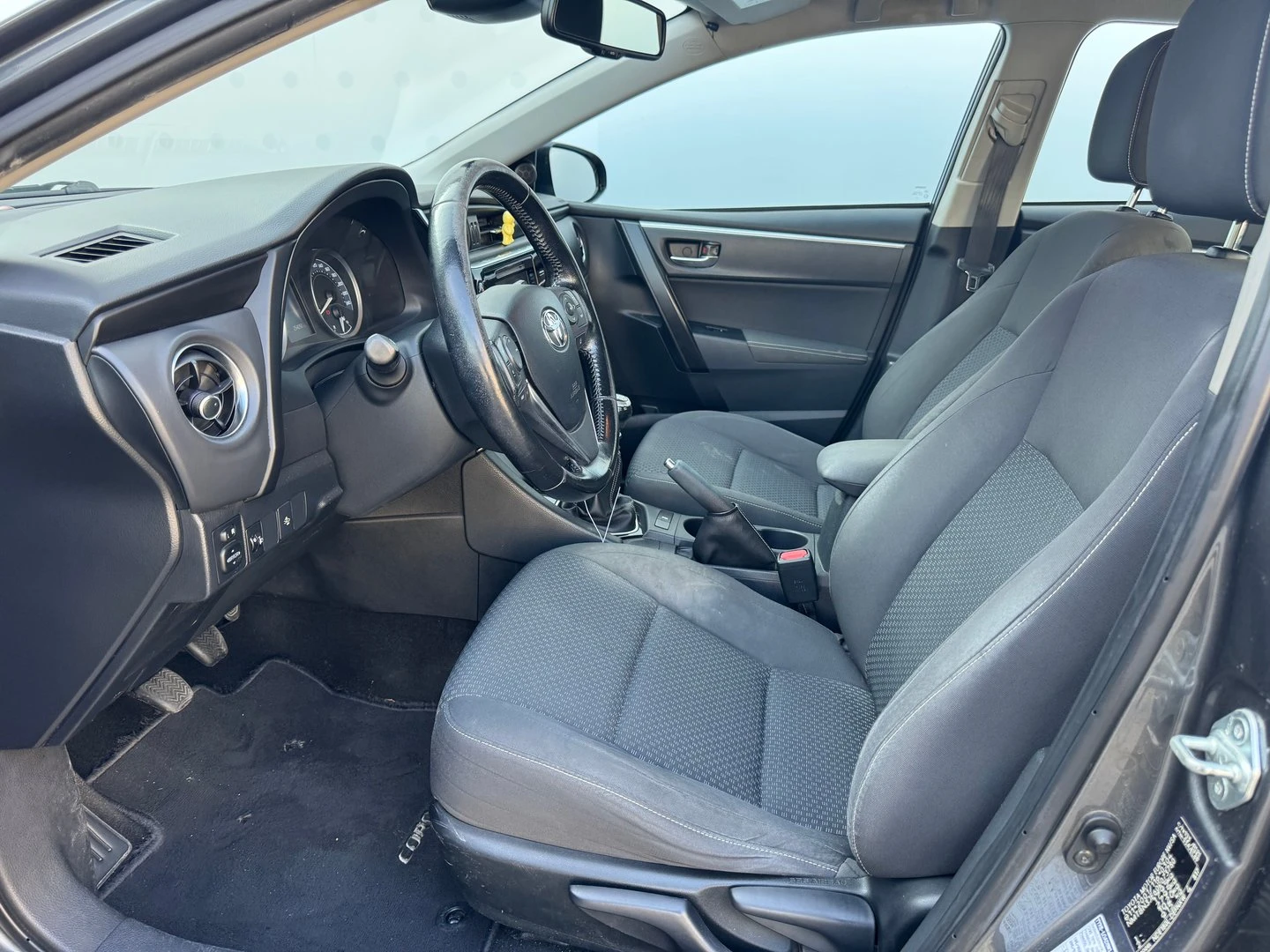 Toyota Corolla Executive | Mobile.bg � ����������� 5