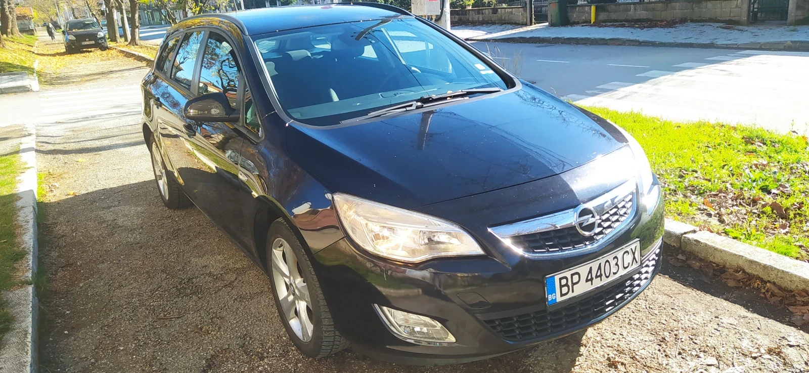 Opel Astra Sport Tourer 1.7 CDTi - изображение 8