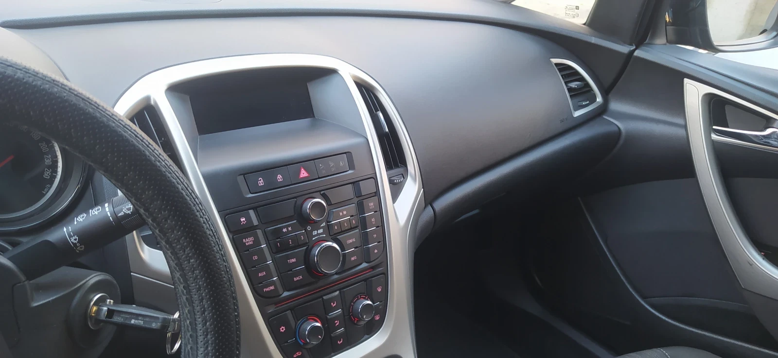 Opel Astra Sport Tourer 1.7 CDTi - изображение 6