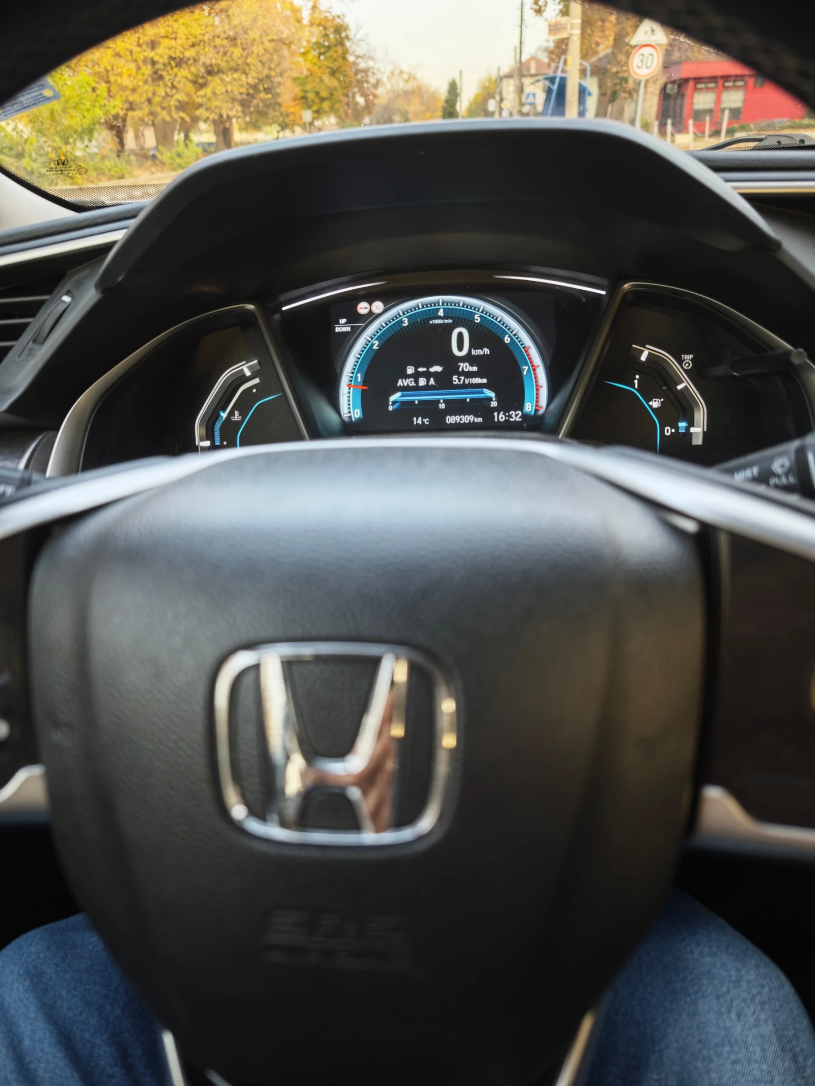 Honda Civic  - изображение 9