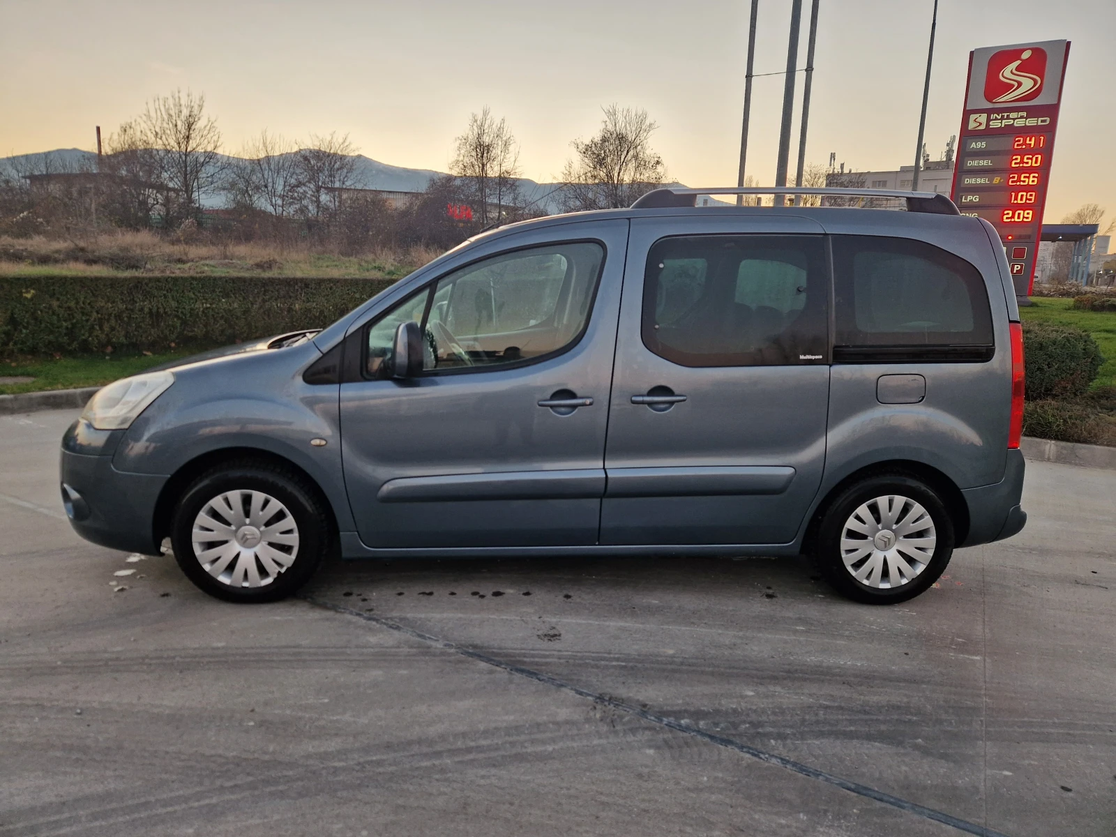 Citroen Berlingo 1.6I/ГАЗ-Бензин/Multispace/EU5 - изображение 4