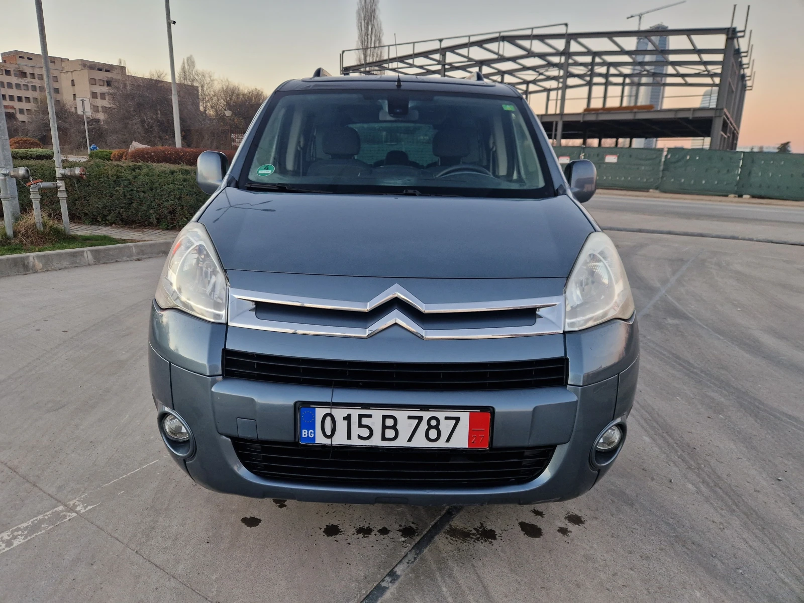 Citroen Berlingo 1.6I/ГАЗ-Бензин/Multispace/EU5 - изображение 2
