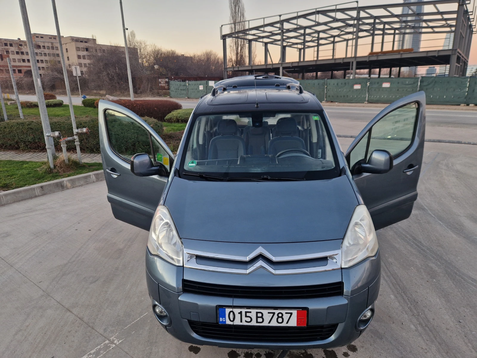 Citroen Berlingo 1.6I/ГАЗ-Бензин/Multispace/EU5 - изображение 9