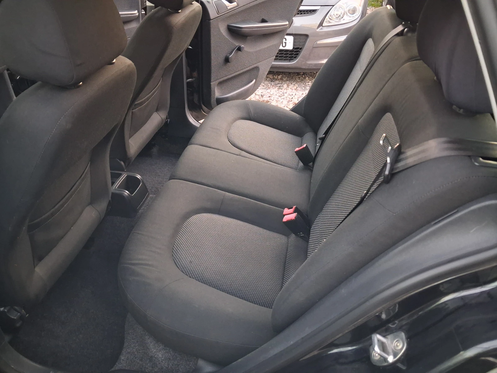 Skoda Fabia 1.4i* * �����* * ����� | Mobile.bg � ����������� 9