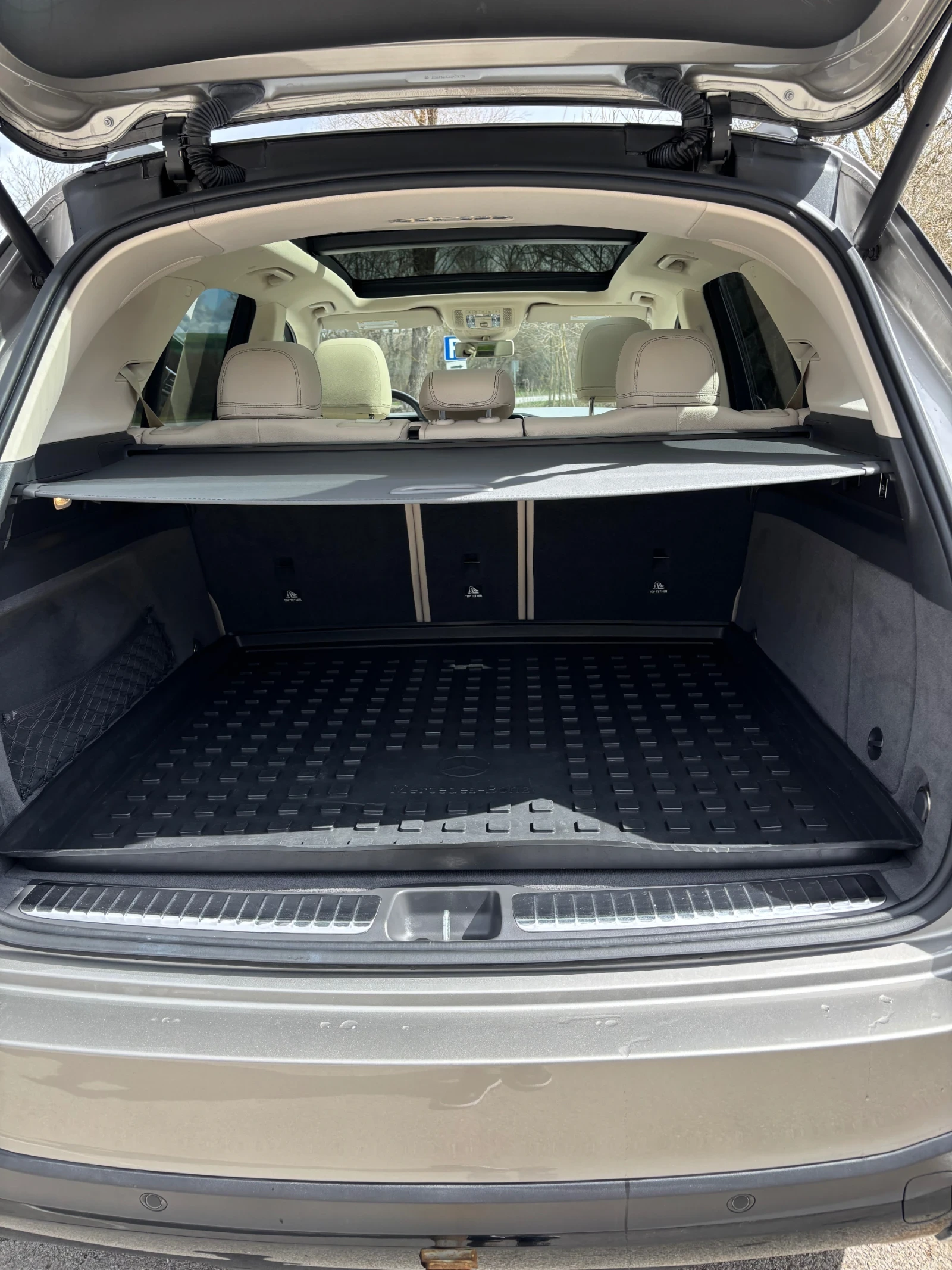 Mercedes-Benz GLE 450 Night Package EQ Boost, снимка 9 - Автомобили и джипове - 53524655