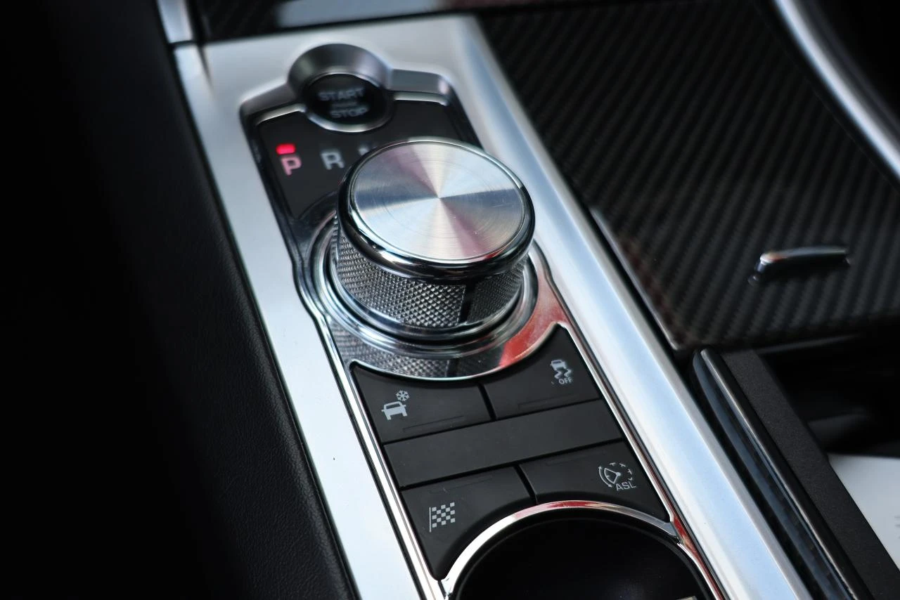 Jaguar Xf XFR 5.0L V8 - SUNROOF| BLINDSPOT| NAVI| CAMERA, снимка 8 - Автомобили и джипове - 53818466