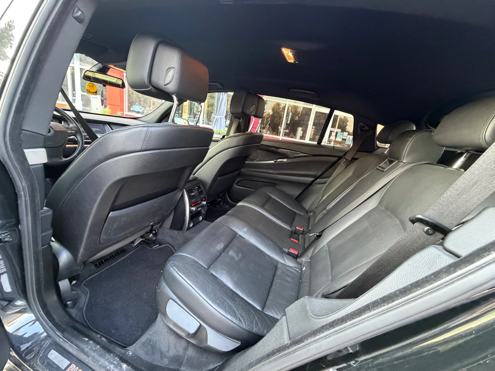 BMW 530 * 3.0Д* Navi* LED, снимка 8 - Автомобили и джипове - 54153642