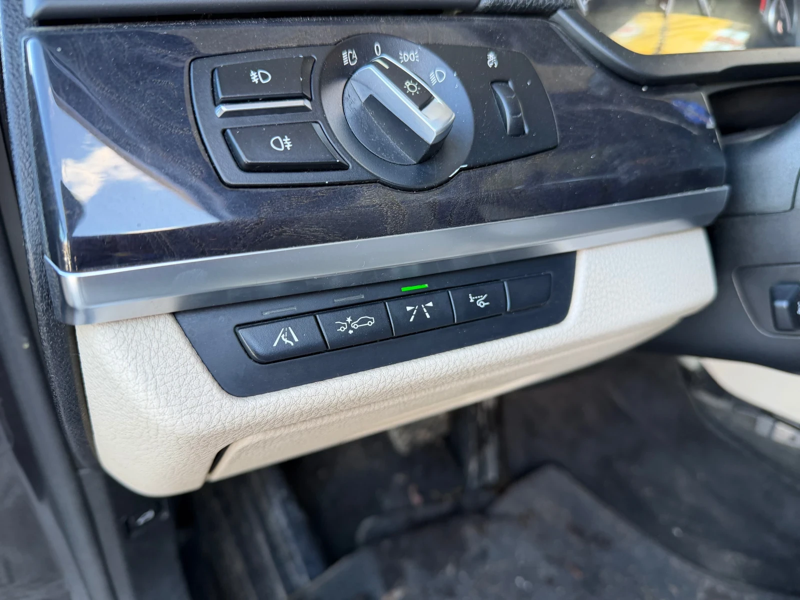 BMW 730 БАРТЕР* 3.0Д* Телевизори* 5бутона, снимка 9 - Автомобили и джипове - 54153642