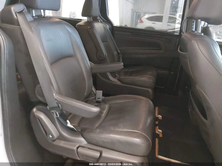 Honda Odyssey 3.5l Touring, снимка 8 - Автомобили и джипове - 54247774