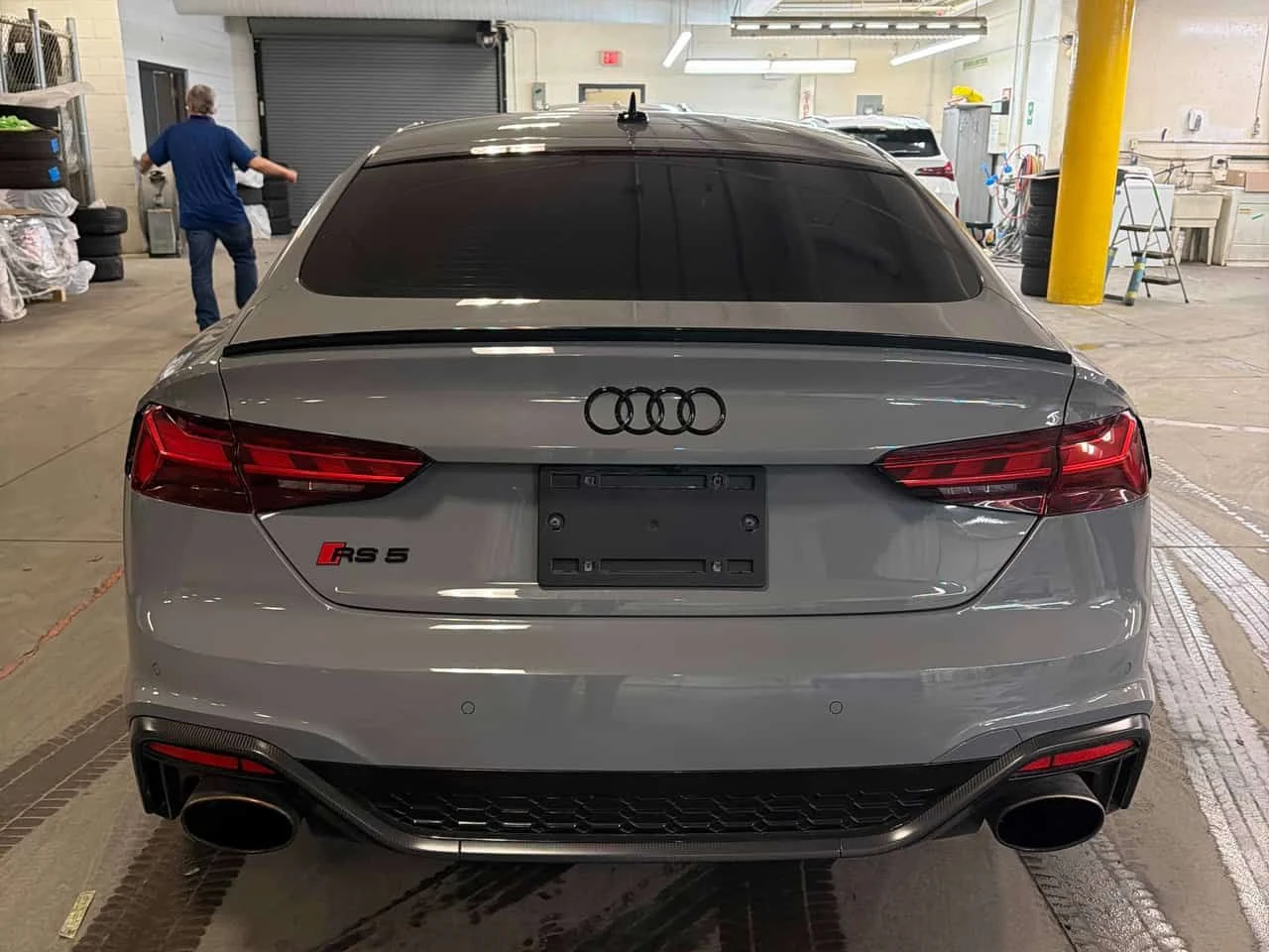Audi Rs5 /B&O/DIS/HUD/NARDO GREY , снимка 4 - Автомобили и джипове - 54312811