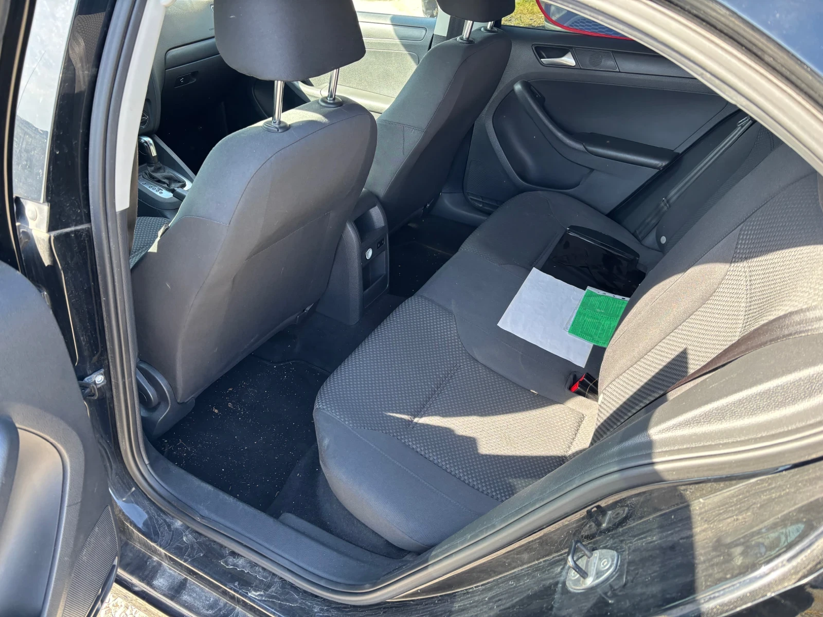 VW Jetta 2.0 115 ГАЗ/Бензин, снимка 8 - Автомобили и джипове - 54323876