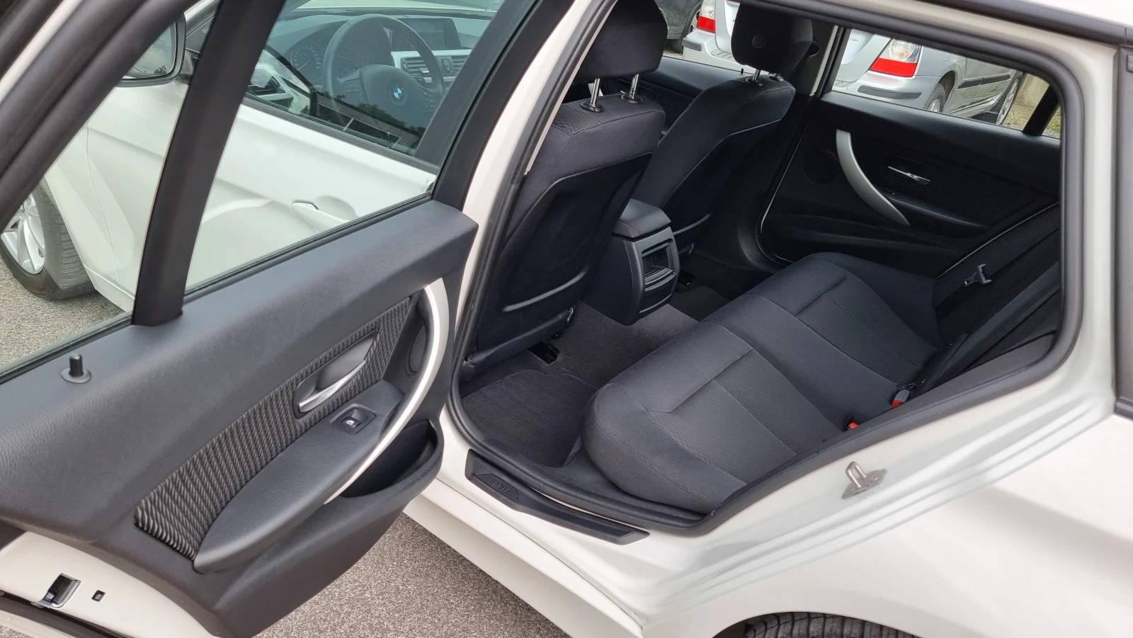 BMW 316 2.0 TwinPower Turbo, снимка 8 - Автомобили и джипове - 54868188