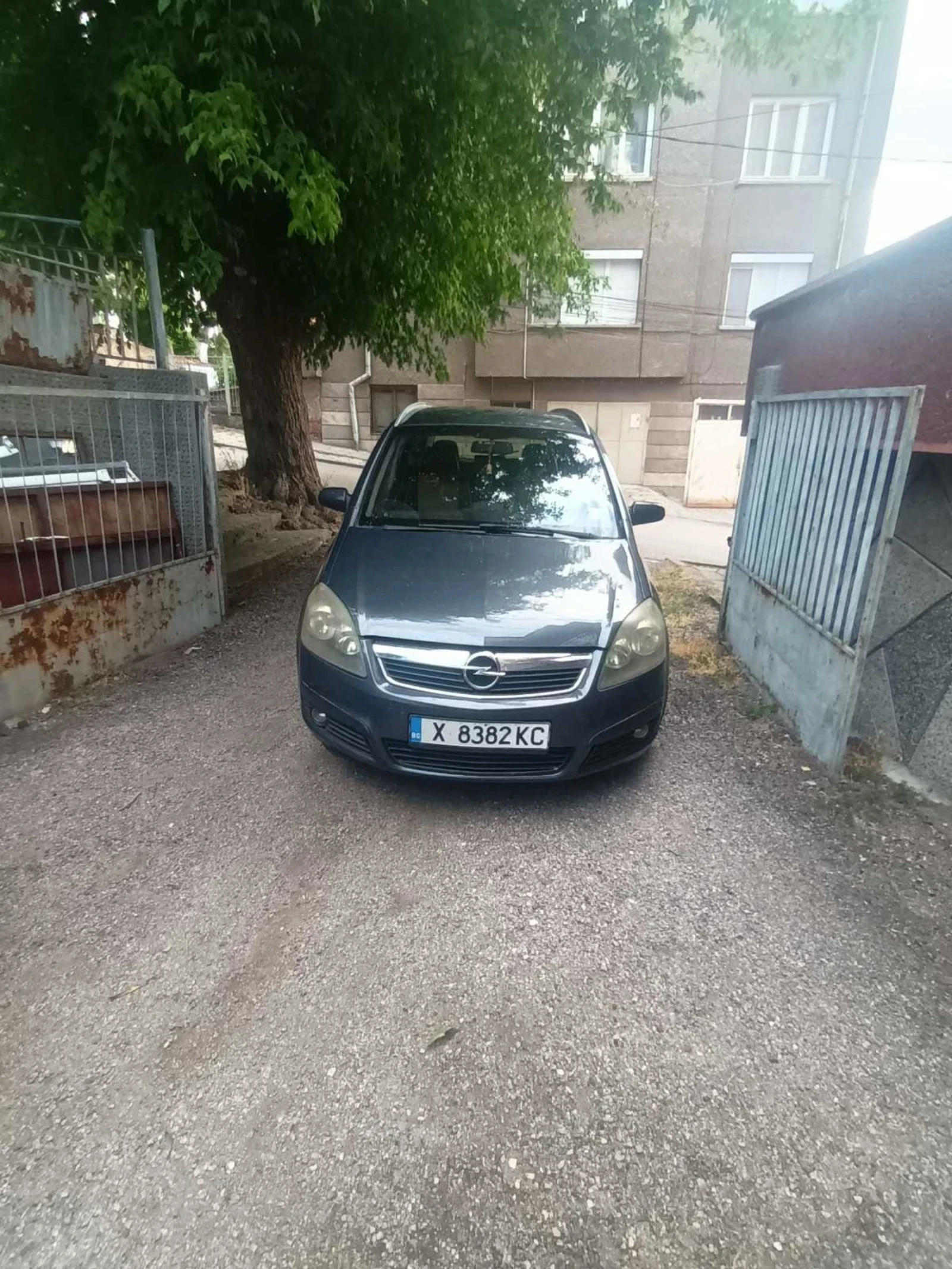 Opel Zafira 1.9CTDI 120 hp, снимка 3 - Автомобили и джипове - 55267743