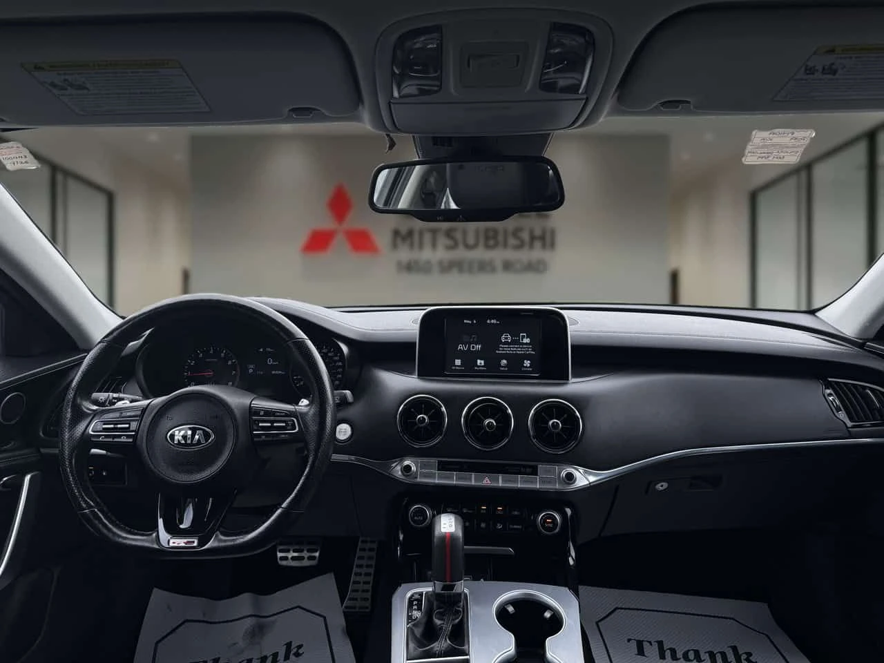 Kia Stinger * AWD | TURBO | CARPLAY | B/U CAM | LEATHER * CARF, снимка 13 - Автомобили и джипове - 55343528